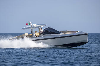 FERRETTI GROUP на FLIBS 2019