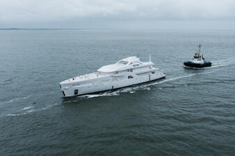 Damen Yachting начала отделку очередного корпуса Amels 60