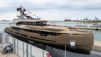 Columbus Yachts построила 50-метровую кастомную суперяхту