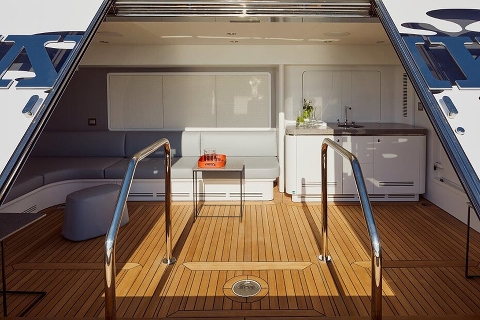 BENETTI сдает первую суперяхту Diamond 145