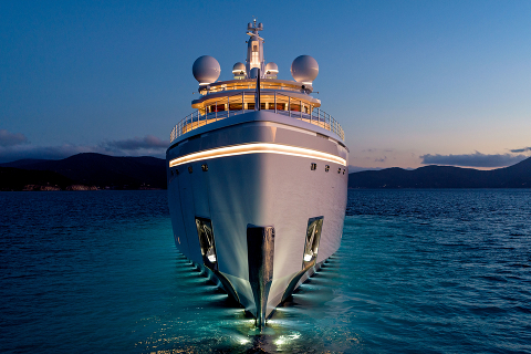 BENETTI представляет гибридную гига-яхту M/Y «LUMINOSITY»