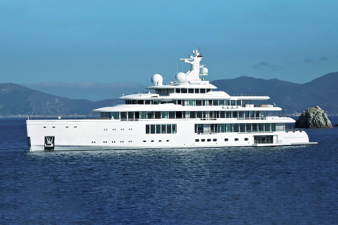 BENETTI представляет гибридную гига-яхту M/Y «LUMINOSITY»