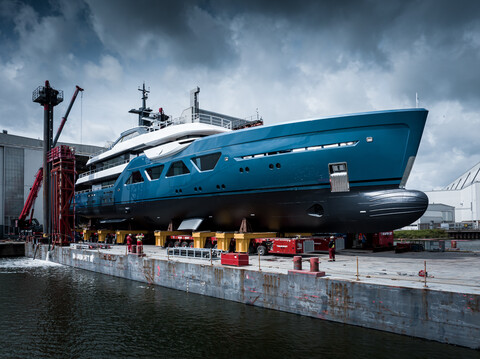 Damen Yachting спустила на воду очередную суперяхту Amels 60