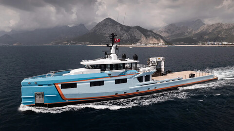 Damen Yachting передала владельцу вторую суперяхту Yacht Support 53